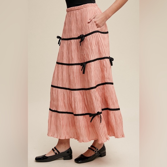 Plisse Bow Contrast Trim Maxi Skirt - Listicle - Picture 3 of 6